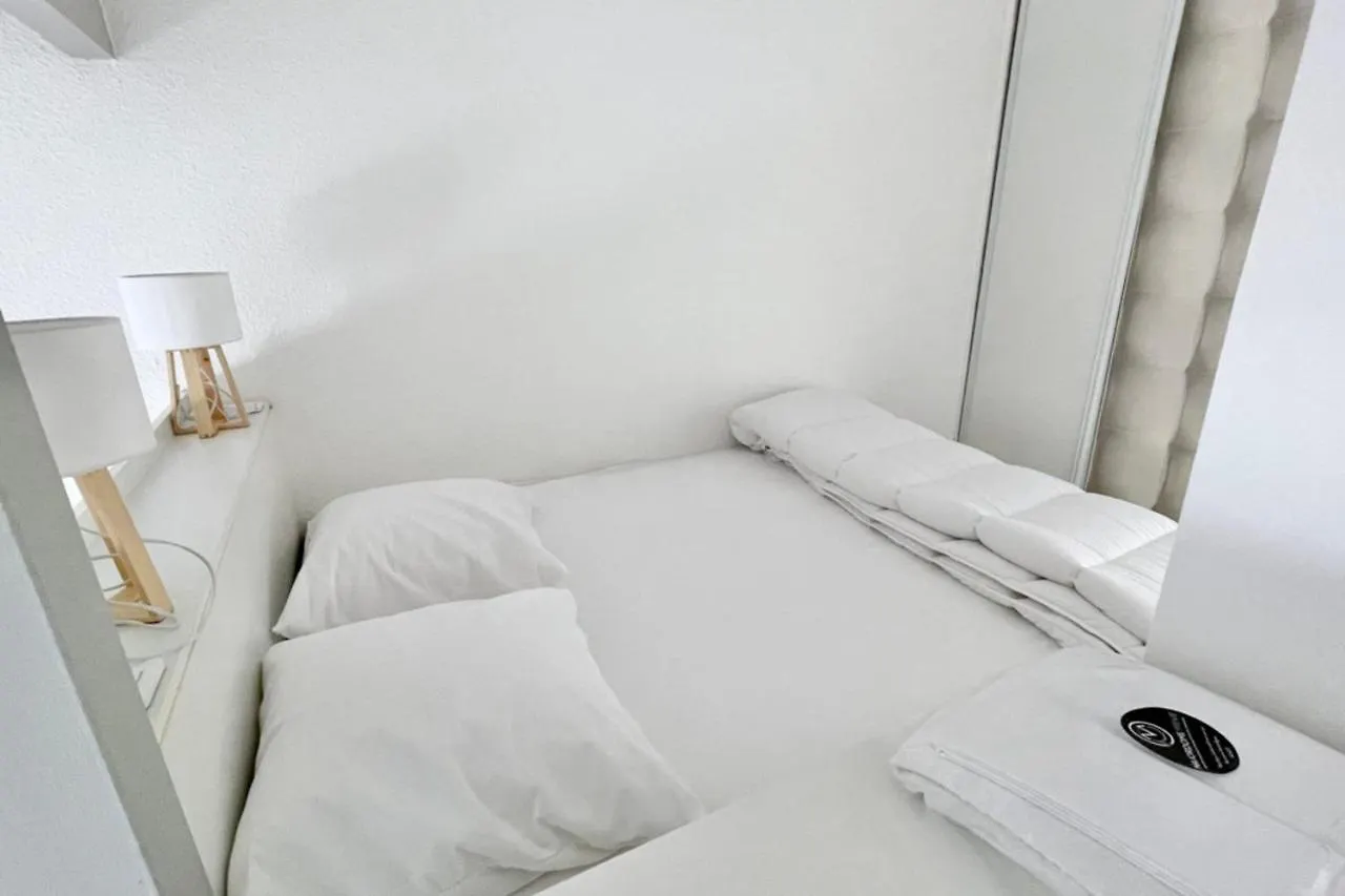 #Ch The Wonderland Apartment Grenoble 0*,  France