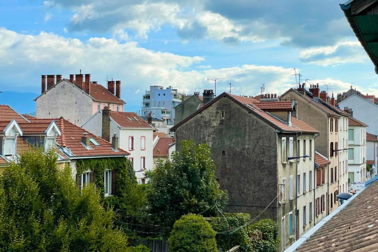 #Ch The Wonderland Apartment Grenoble 0*,  France